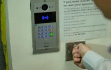 В Киеве установили первую электронную систему доступа к укрытию: на что способна (фото)