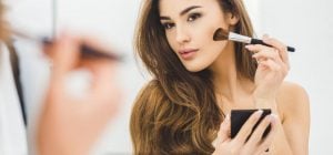 Тренд із минулого: мода на брови 90-х повертається