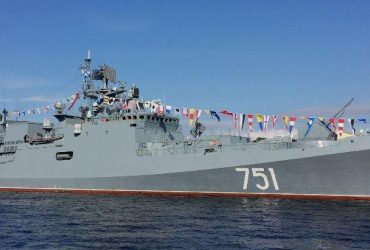 В Чорне море вийшов фрегат Адмірал Ессен, який послали біля Зміїного