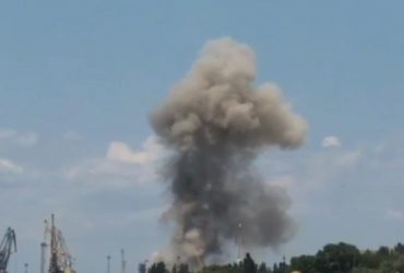 In Berdyansk, powerful explosions thundered in the port: the media learned about the consequences (photo, video)