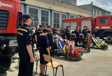 У Харкові попрощалися з загиблими внаслідок вибуху курсантами університету ДСНС (фото)