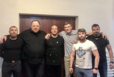 Появилось новое фото командиров с Азовстали, которые после обмена находятся в Турции