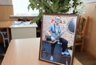 Осколок в сердце: журналисты рассказали трагическую историю подростка из Киевской области