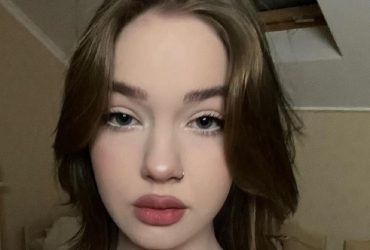 15-летняя дочь Кошевого поразила взрослыми фото в бюстгальтере