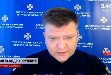 Люди сидять на дахах: що не так з евакуацією з підтоплених регіонів