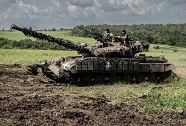 Під щільним обстрілами та у важких боях: у Генштабі розповіли про оборону ЗСУ