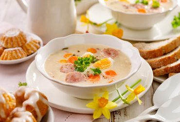 Классический белый борщ: два рецепта прямиком из Польши