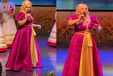 Стара бабця: Надія Кадишева виповзла на сцену та ошелешила своїм виглядом (фото)