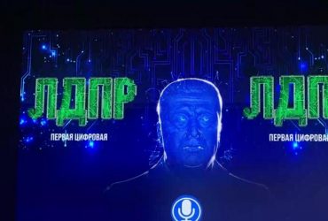 Выкрикивает и ругается: в России воскресили Жириновского (видео)