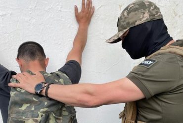 Предатель сливал данные о контрнаступлении возле Бахмута: его поймали на горячем (фото)