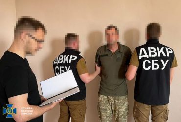 Шпигував за бойовими літаками і бронемашинами: упіймали ще одного крота в ЗСУ (фото)