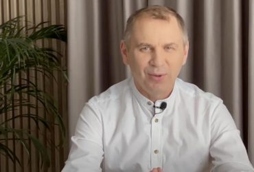 Найвідоміший вчитель України відповів на складні мовні запитання щодо часу (відео)