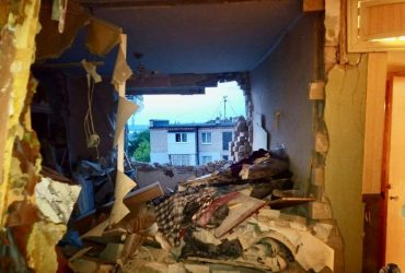 В Херсоне вытащили из-под завалов мужчину, но спасти не смогли (фото)