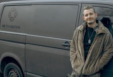 Коля Сєрга, що засудив нечесних зірок, вибачився перед Монатіком (фото)