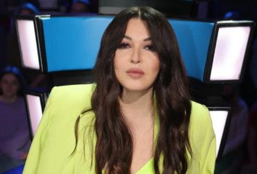 Путіністку Дубцову з ганьбою погнали зі сцени в Казахстані: Тварюка! (відео)