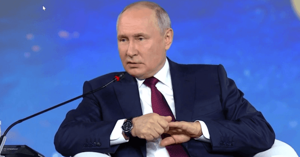 Путин распорядился издеваться над пленными украинцами, - правозащитница из РФ Kép