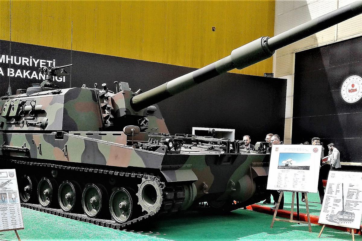Турецька САУ T155 Firtina / фото wikimedia.org Турецька САУ T155 Firtina / фото wikimedia.org
