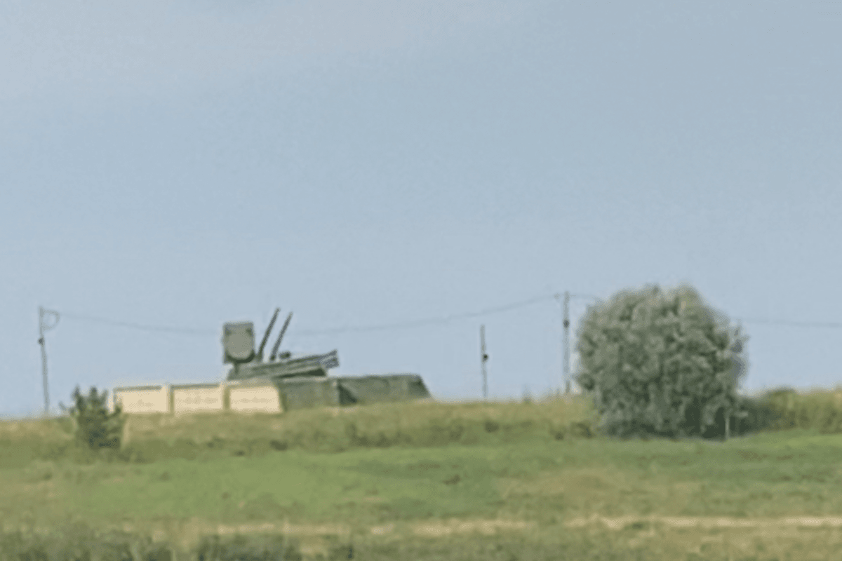 Панцирь-С1 охраняет от беспилотников закрытую свалку / скриншот Панцирь-С1 охраняет от беспилотников закрытую свалку / скриншот