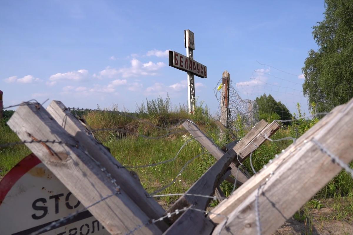 "Вагнерівці" продовжують збирати табір у селі ціль / скріншот "Вагнерівці" продовжують збирати табір у селі ціль / скріншот