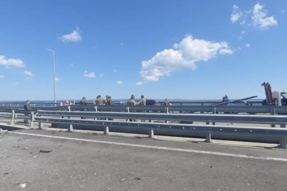 Крымский мост после взрыва / скриншот Крымский мост после взрыва / скриншот
