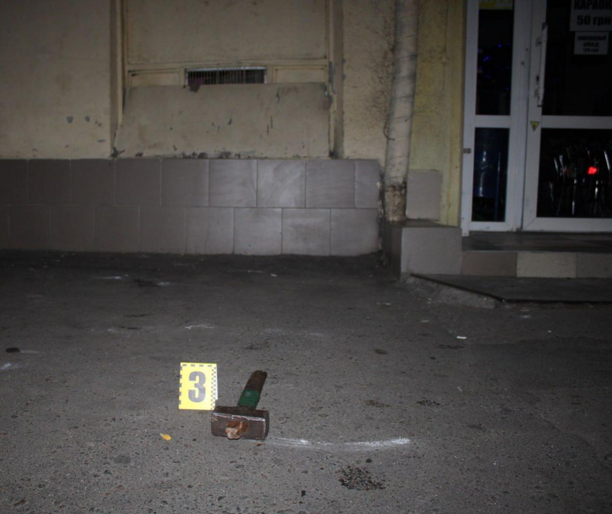 В Одессе мужчина разбил новому знакомому голову кувалдой / фото od.npu.gov.ua В Одессе мужчина разбил новому знакомому голову кувалдой / фото od.npu.gov.ua