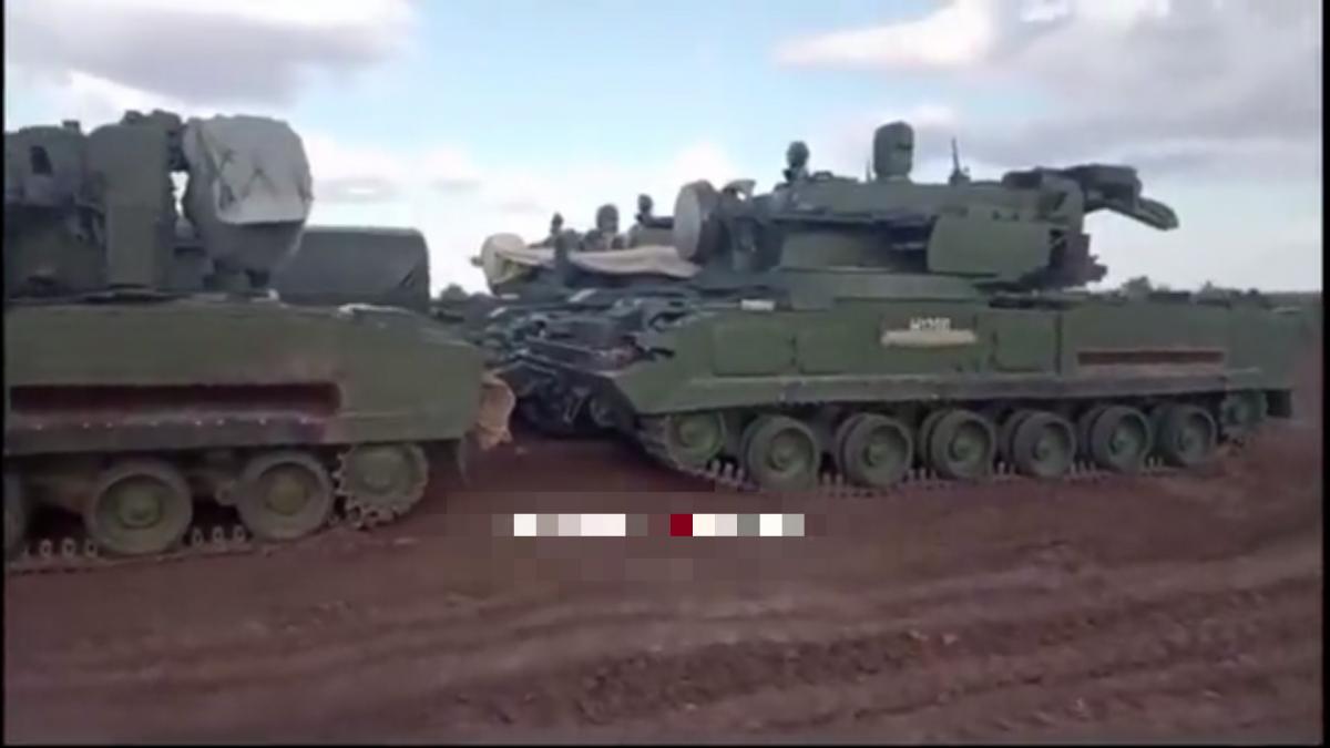 Після повторного огляду працівників заводу в результаті запрацювала тільки одна "Тунгуска" / скріншот Після повторного огляду працівників заводу в результаті запрацювала тільки одна "Тунгуска" / скріншот