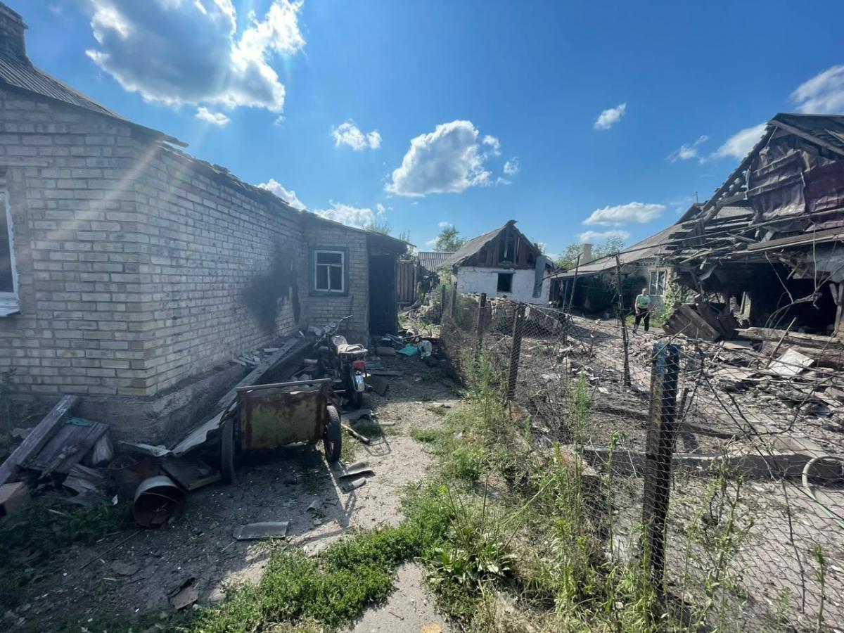 Росіяни вбили двох дытей в селищs на Донеччині / фото Telegram/Павло Кириленко Росіяни вбили двох дытей в селищs на Донеччині / фото Telegram/Павло Кириленко