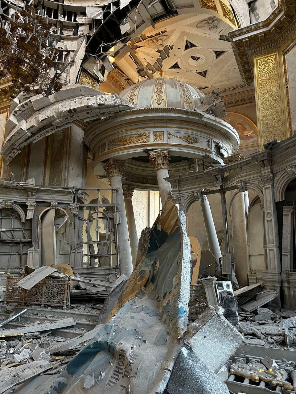 Росія за ніч пошкодила 25 пам'яток архітектури / фото Одеської єпархії УПЦ