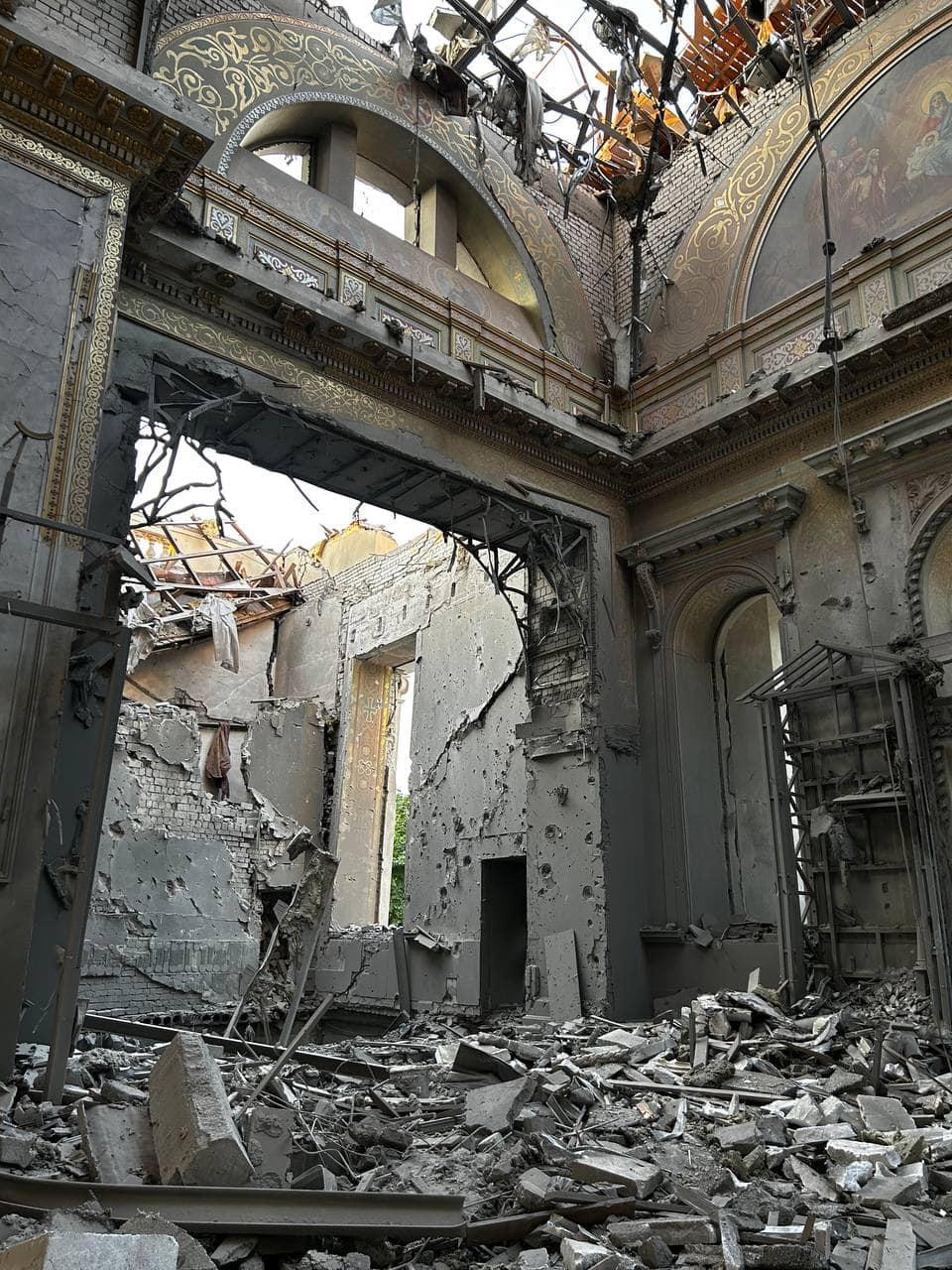Окупанти зруйнували центральний вівтар собору / фото Одеської єпархії УПЦ