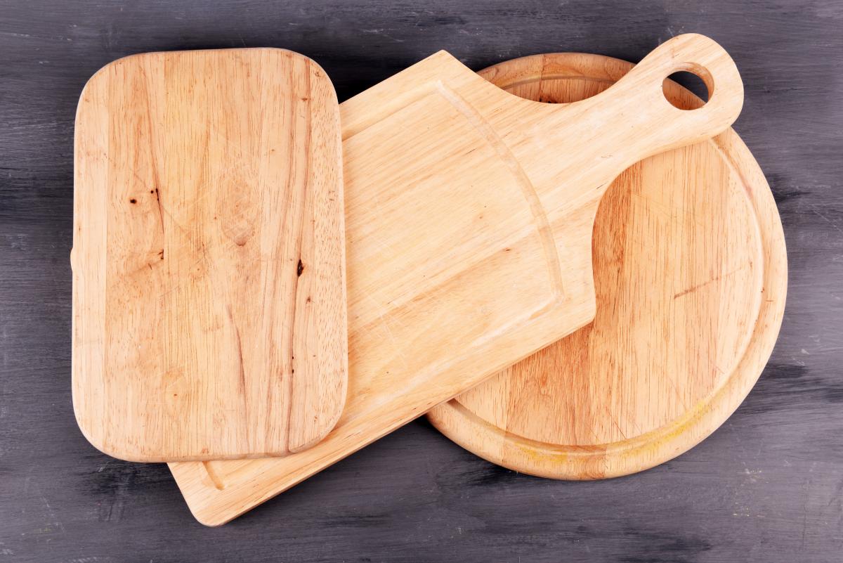 Доски можно есть. Wood Cutting Board Care instruction.