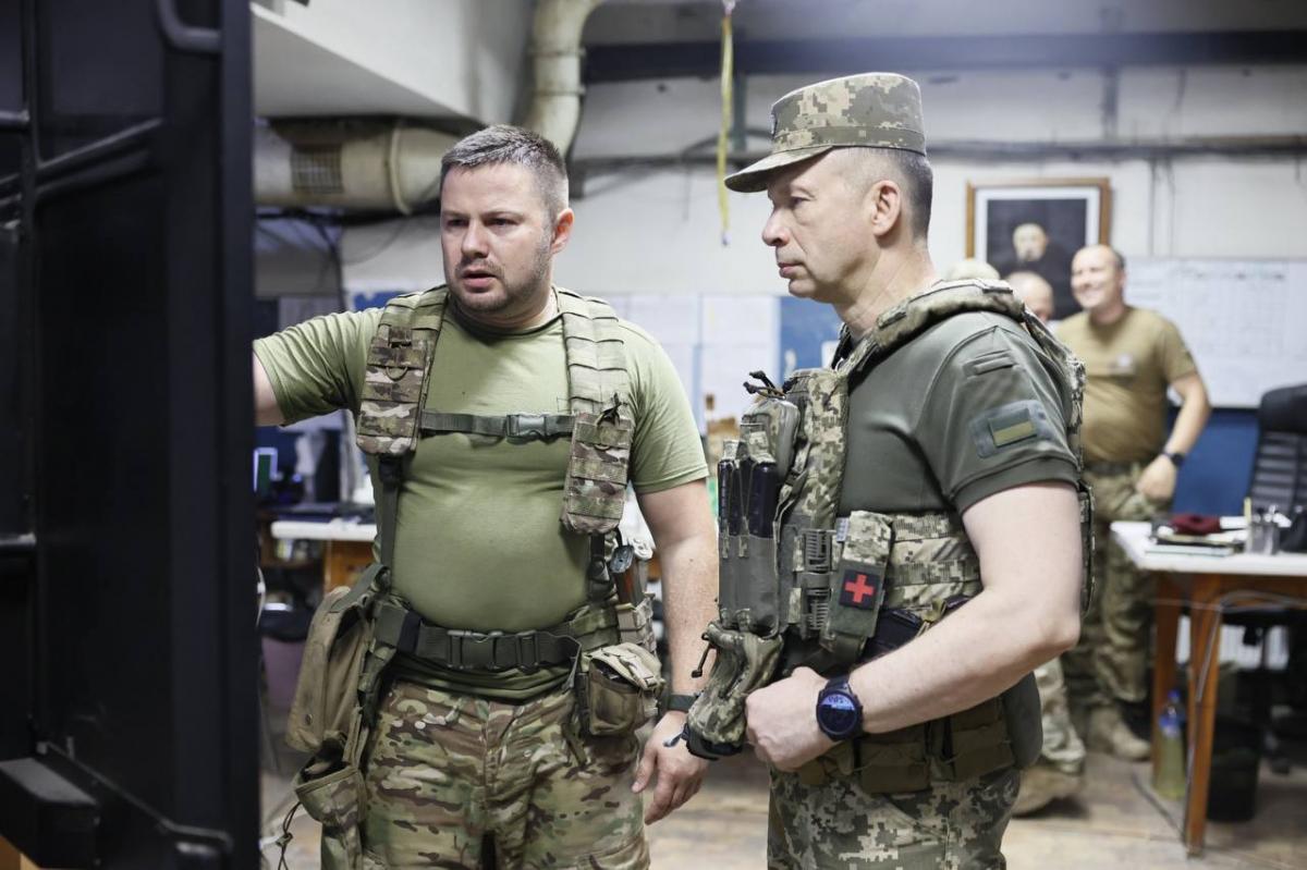Сырский посетил Бахмутское и Лиманское направления / фото t.me/osirskiy Сырский посетил Бахмутское и Лиманское направления / фото t.me/osirskiy