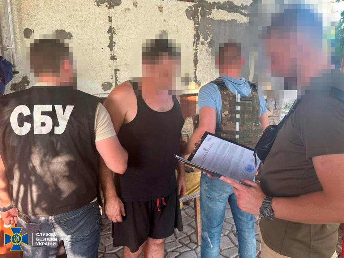 В Николаеве предатель готовил ракетные удары / фото СБУ В Николаеве предатель готовил ракетные удары / фото СБУ