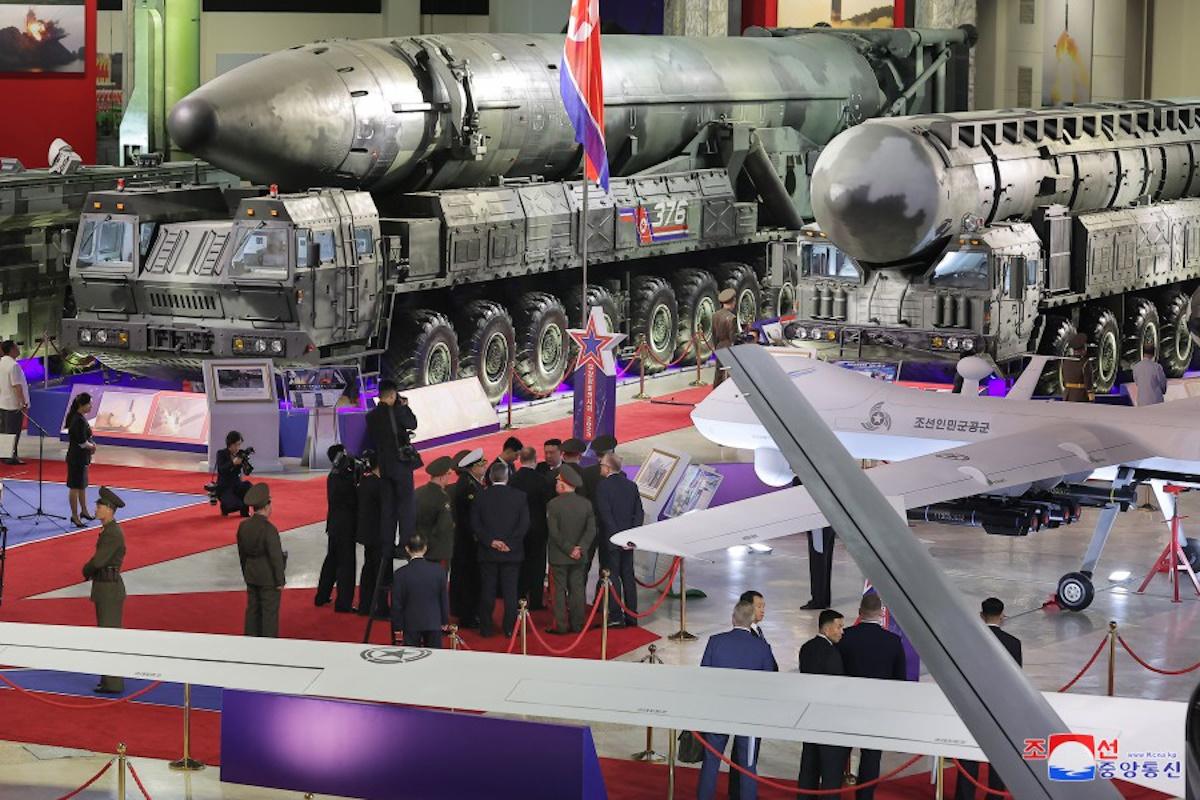 КНДР продовжує нарощувати збройову міць / фото kcna.kp КНДР продовжує нарощувати збройову міць / фото kcna.kp