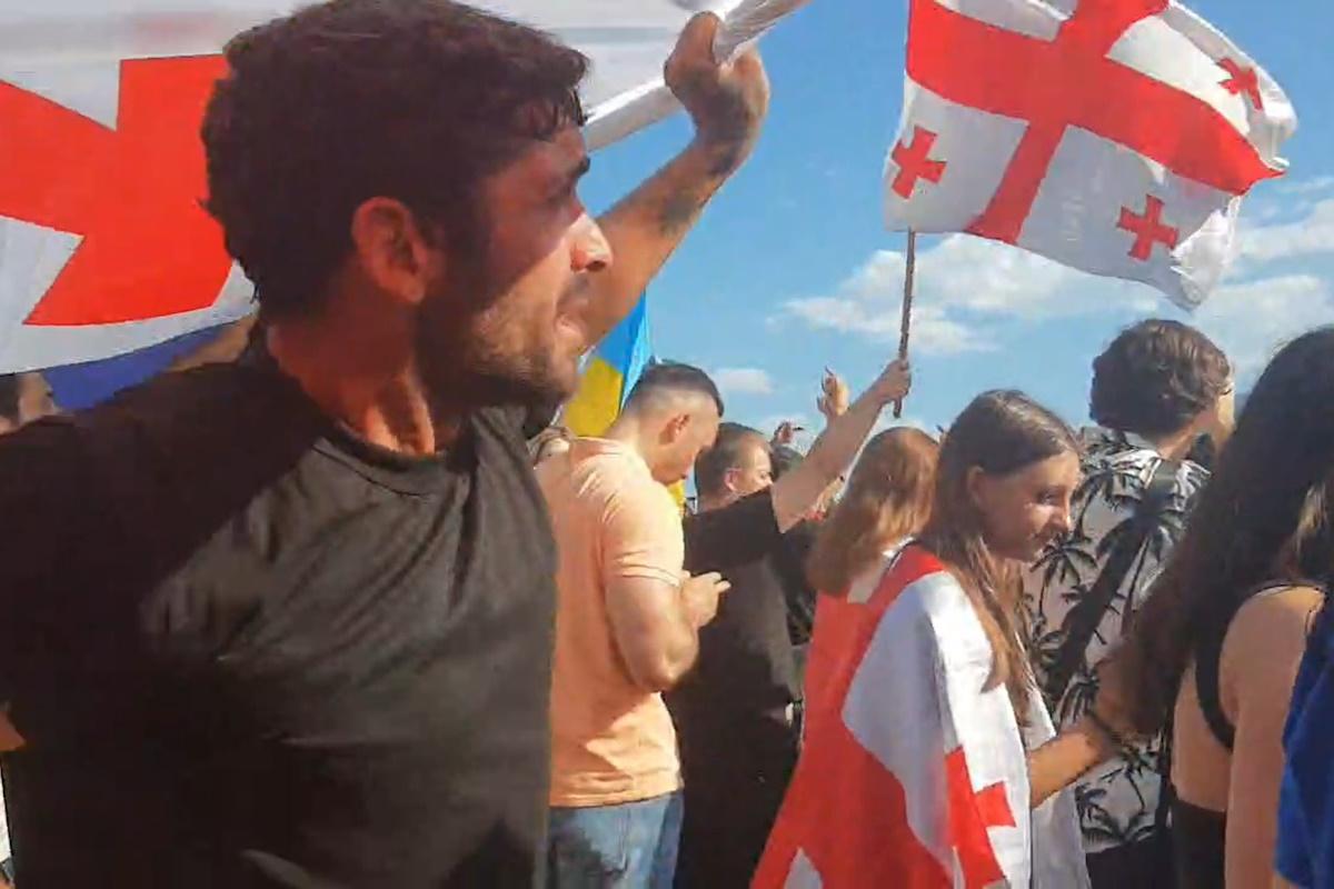 Майбутні вибори в Грузії можуть ще більше схилити країну в бік Росії / скріншот Майбутні вибори в Грузії можуть ще більше схилити країну в бік Росії / скріншот