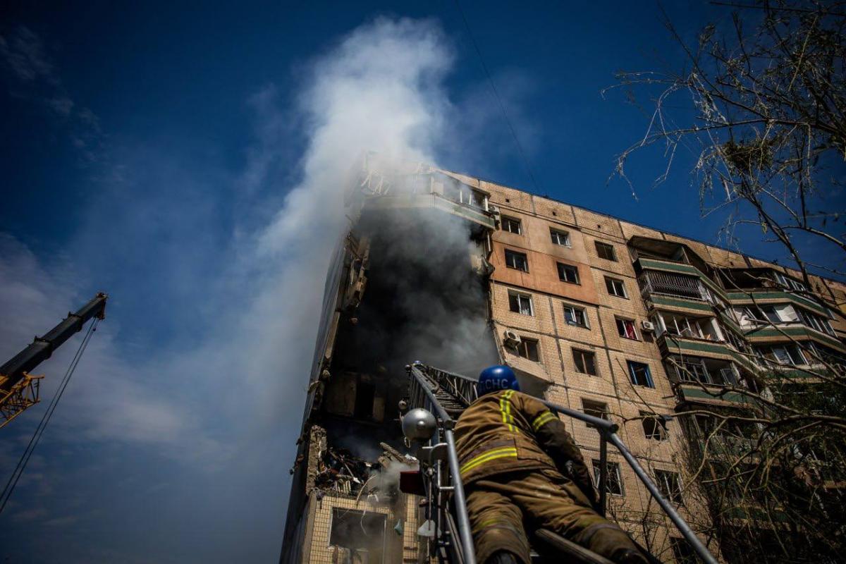 Поліція встановила особу, яка опублікувала відео прильоту ракети в Кривому Розі / фото Дніпропетровська ОДА Поліція встановила особу, яка опублікувала відео прильоту ракети в Кривому Розі / фото Дніпропетровська ОДА