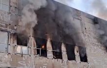 У Санкт-Петербурзі спалахнула потужна пожежа: вогонь охопив величезну площу (відео)