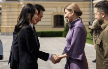 50-летняя первая леди Южной Кореи свела с ума молодым видом: "Красота спасет мир"