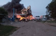 Росія вдарила ракетами "Калібр" по терміналах із зерном в Одеській області (фоторепортаж)