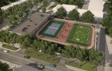 В Киеве частное предприятие обещало обустроить футбольное поле, а построило ТРЦ