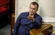 Арахамия рассказал, как депутат Аристов сумел отдохнуть на Мальдивах
