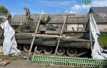 На Сумщине украинец более года хранил во дворе трофейный танк РФ (фото)