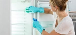 Как очистить холодильник и навсегда избавиться от запахов: пошаговая инструкция