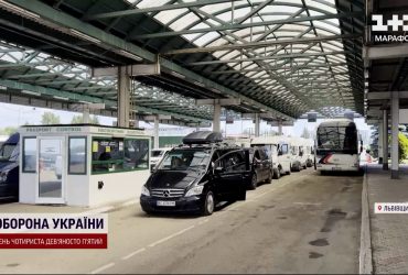Літо, канікули: на Львівщині черга з автомобілів на кордоні з Польщею
