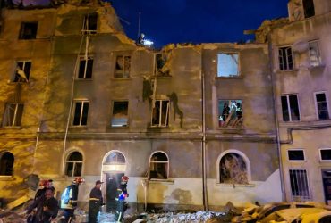 Ни окон, ни дверей: львовяне рассказали, как российская ракета прилетела в их дом (видео)