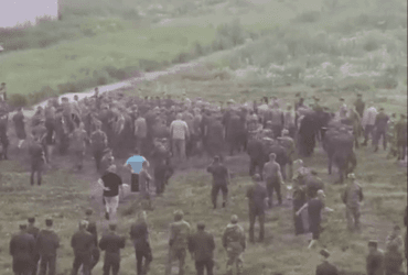 Росіяни влаштували масову бійку у військовому таборі, убитий контрактник (відео)