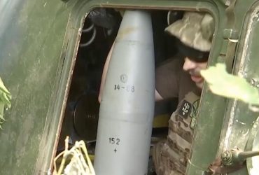 На видео попало, как украинская артиллерия уничтожает россиян