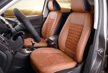 Автомобілістів попередили про небезпеку: що не можна залишати в салоні