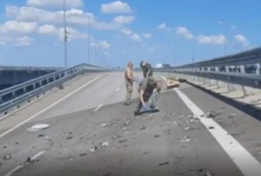 У Зеленского допустили, кто организовал атаку на Крымский мост и зачем