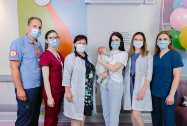 В Україні вперше провели трансплантацію кісткового мозку 2-місячній дитині