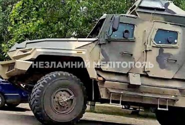 Росіяни стягнули у Мелітополь велику кількість танків: куди вони женуть колони техніки